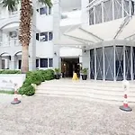 Blue Lagoon מלון מרמריס