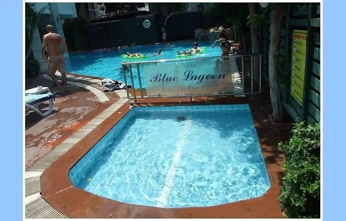 Blue Lagoon מלון מרמריס