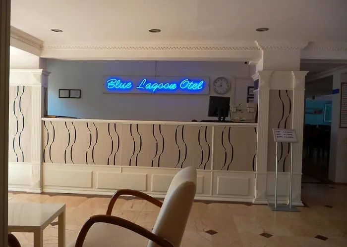 Blue Lagoon מלון מרמריס