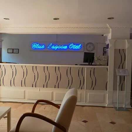 Blue Lagoon فندق مرمريس